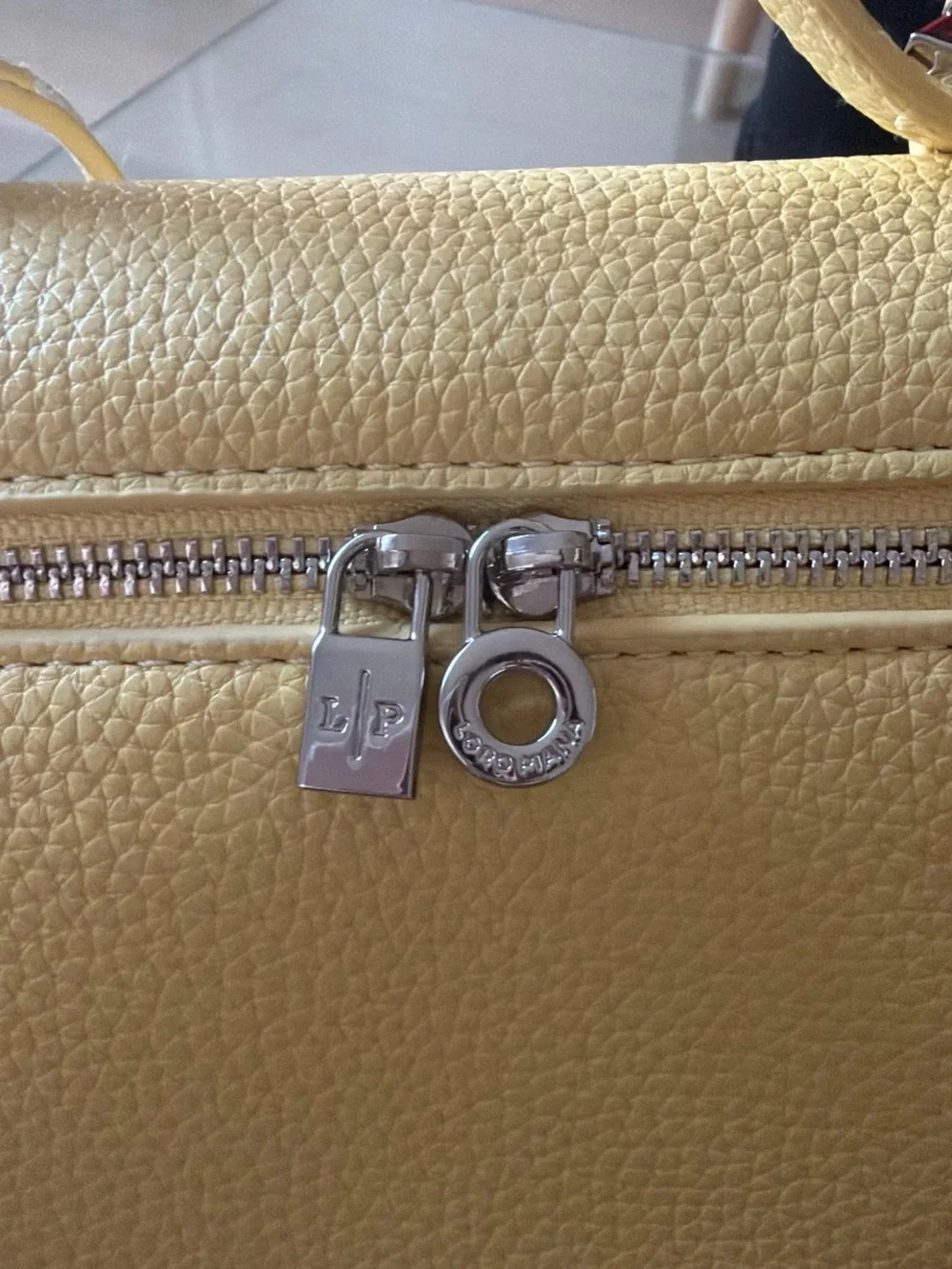 Extra Pocket 19 Leather Top Handle Box Bag In Light Yellow